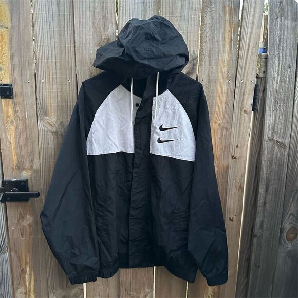 Nike Men's Windbreaker Jacket Black Size L Hooded Lightweight Casual - Picture 1 of 6